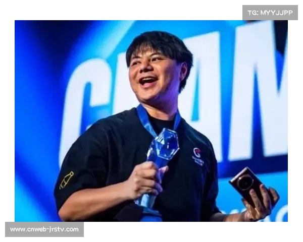 曾卓君成中国格斗电竞名片 加盟豪门助推行业国际接轨 曾卓君成中国格斗电竞名片 加盟豪门助推行业国际接轨